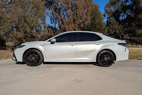 2024 Toyota Camry SX AXVH70R