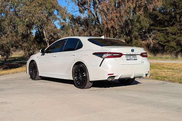 2024 Toyota Camry SX AXVH70R
