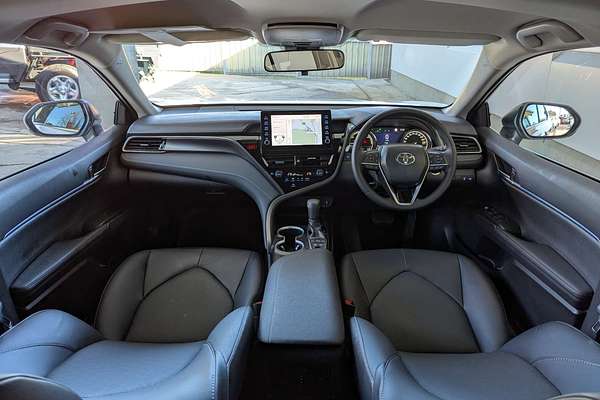 2024 Toyota Camry SX AXVH70R