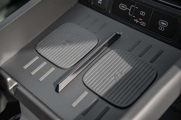 2025 Hyundai Santa Fe Hybrid Calligraphy MX5.V1