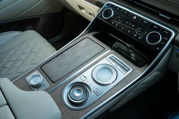2022 Genesis GV80 3.5T AWD JX.V2