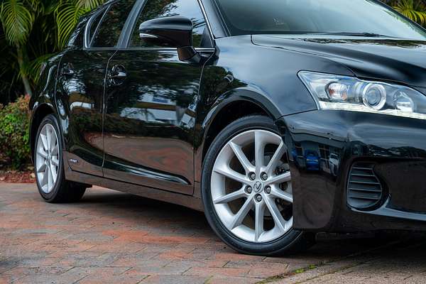 2011 Lexus CT CT200h Luxury ZWA10R