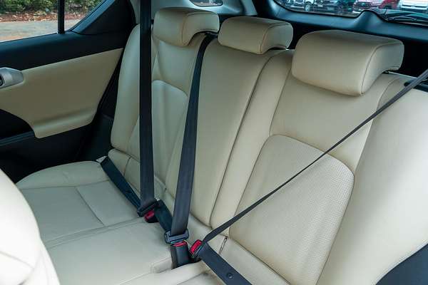 2011 Lexus CT CT200h Luxury ZWA10R