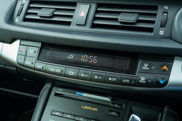 2011 Lexus CT CT200h Luxury ZWA10R