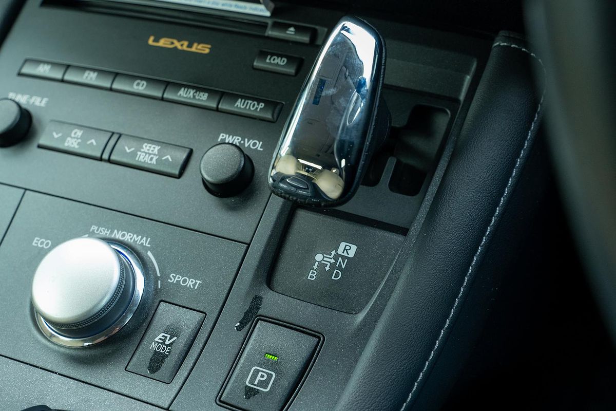 2011 Lexus CT CT200h Luxury ZWA10R