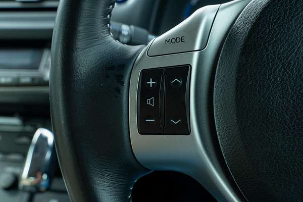 2011 Lexus CT CT200h Luxury ZWA10R