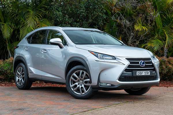 2015 Lexus NX NX300h Luxury AYZ15R