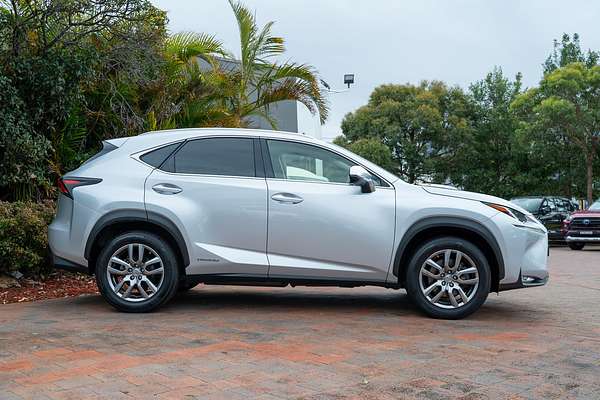 2015 Lexus NX NX300h Luxury AYZ15R