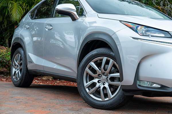 2015 Lexus NX NX300h Luxury AYZ15R