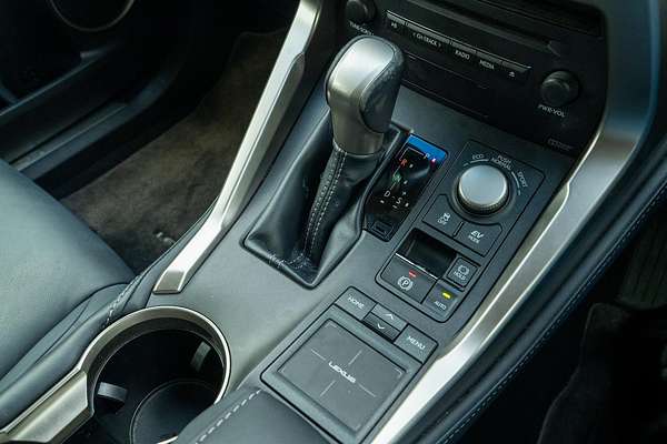 2015 Lexus NX NX300h Luxury AYZ15R