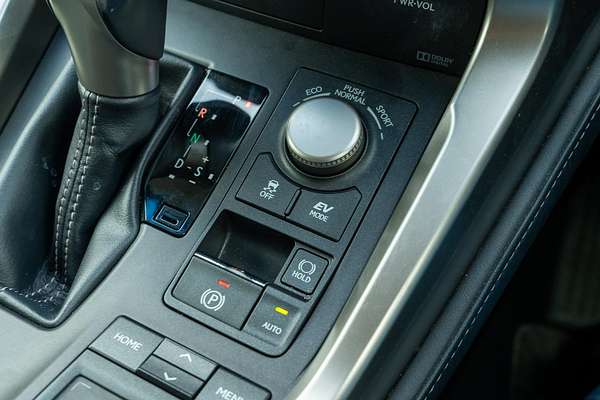2015 Lexus NX NX300h Luxury AYZ15R