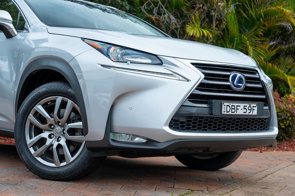 2015 Lexus NX NX300h Luxury AYZ15R