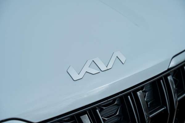 2023 Kia Carnival S KA4
