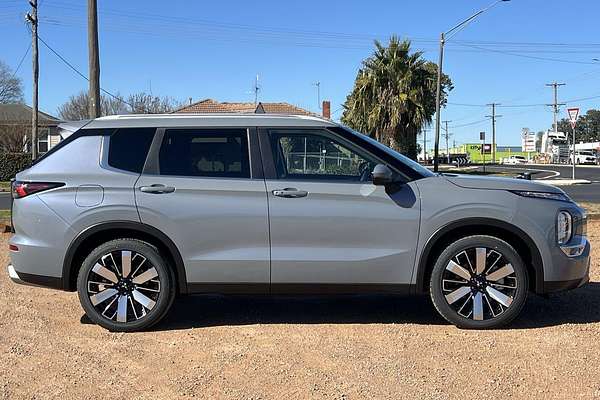 2025 Mitsubishi Outlander Aspire ZM
