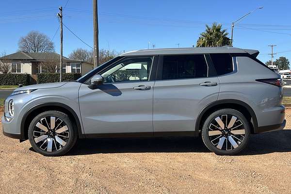 2025 Mitsubishi Outlander Aspire ZM