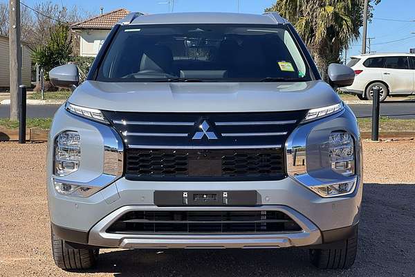 2025 Mitsubishi Outlander Aspire ZM
