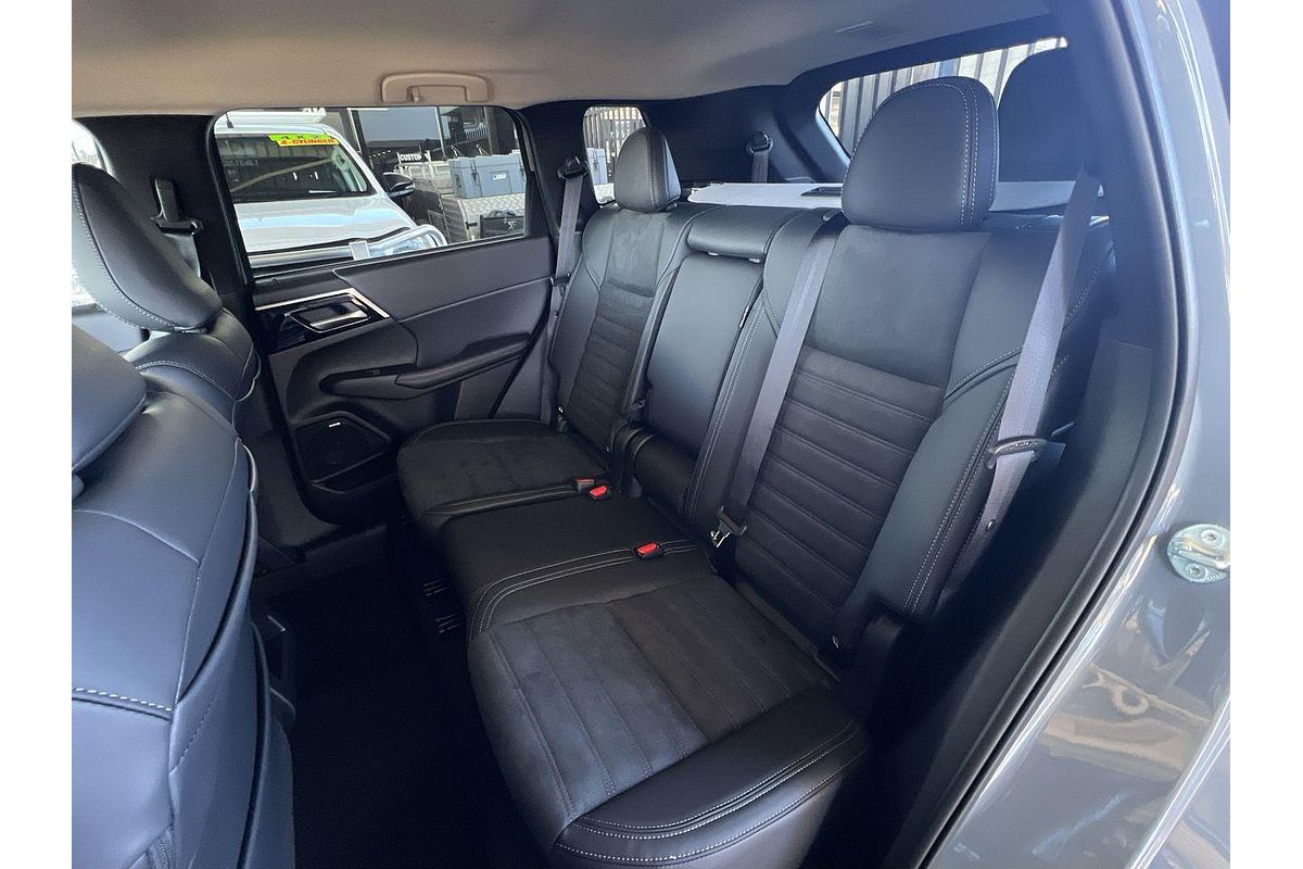 2025 Mitsubishi Outlander Aspire ZM