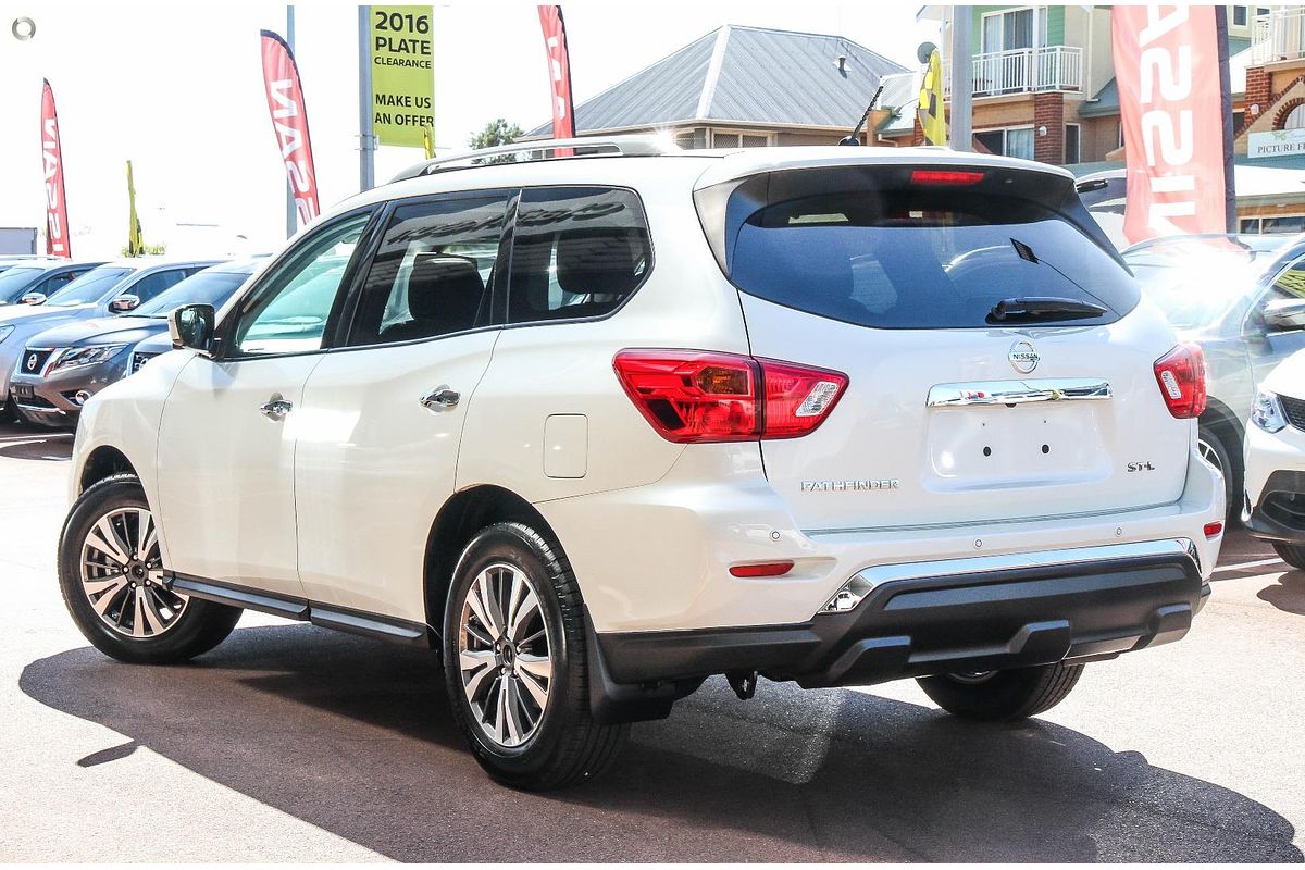 2017 Nissan Pathfinder ST-L R52 Series II