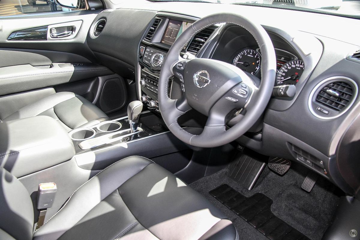 2017 Nissan Pathfinder ST-L R52 Series II