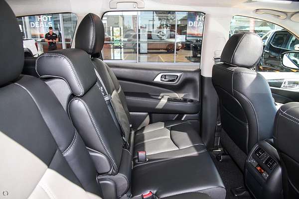 2017 Nissan Pathfinder ST-L R52 Series II