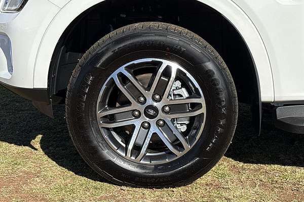 2025 Ford Everest Trend 2.0L