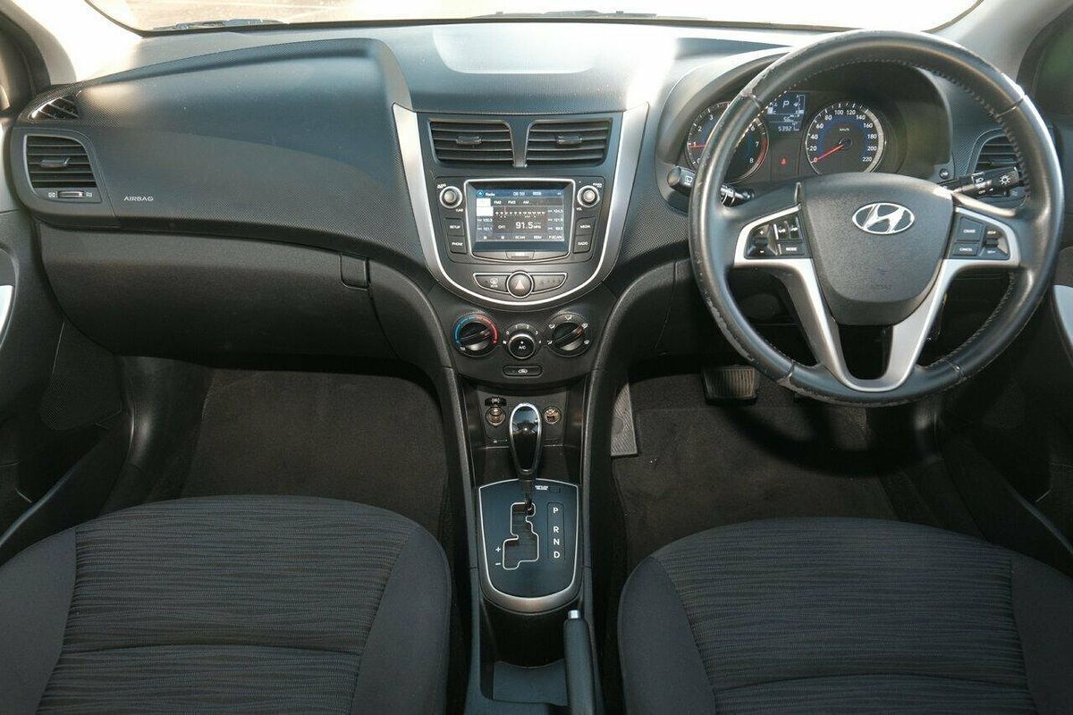 2017 Hyundai Accent Sport RB6
