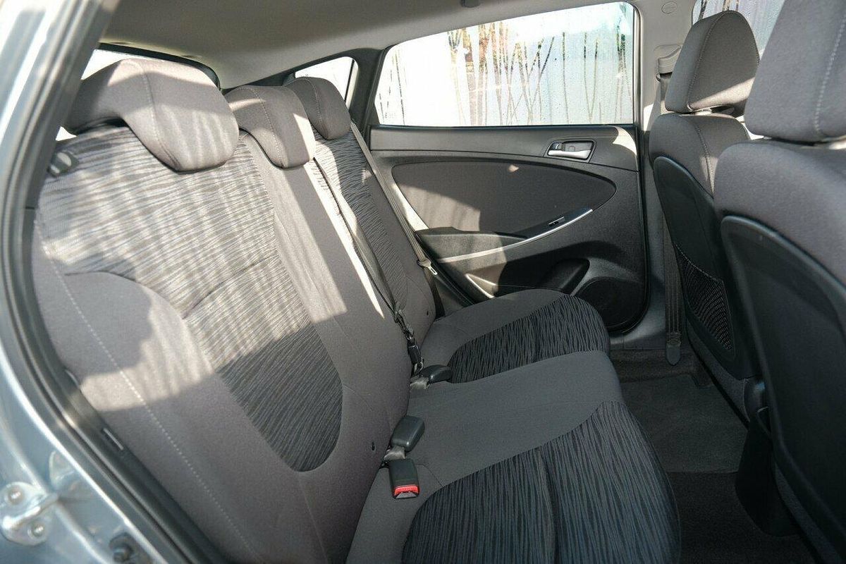 2017 Hyundai Accent Sport RB6