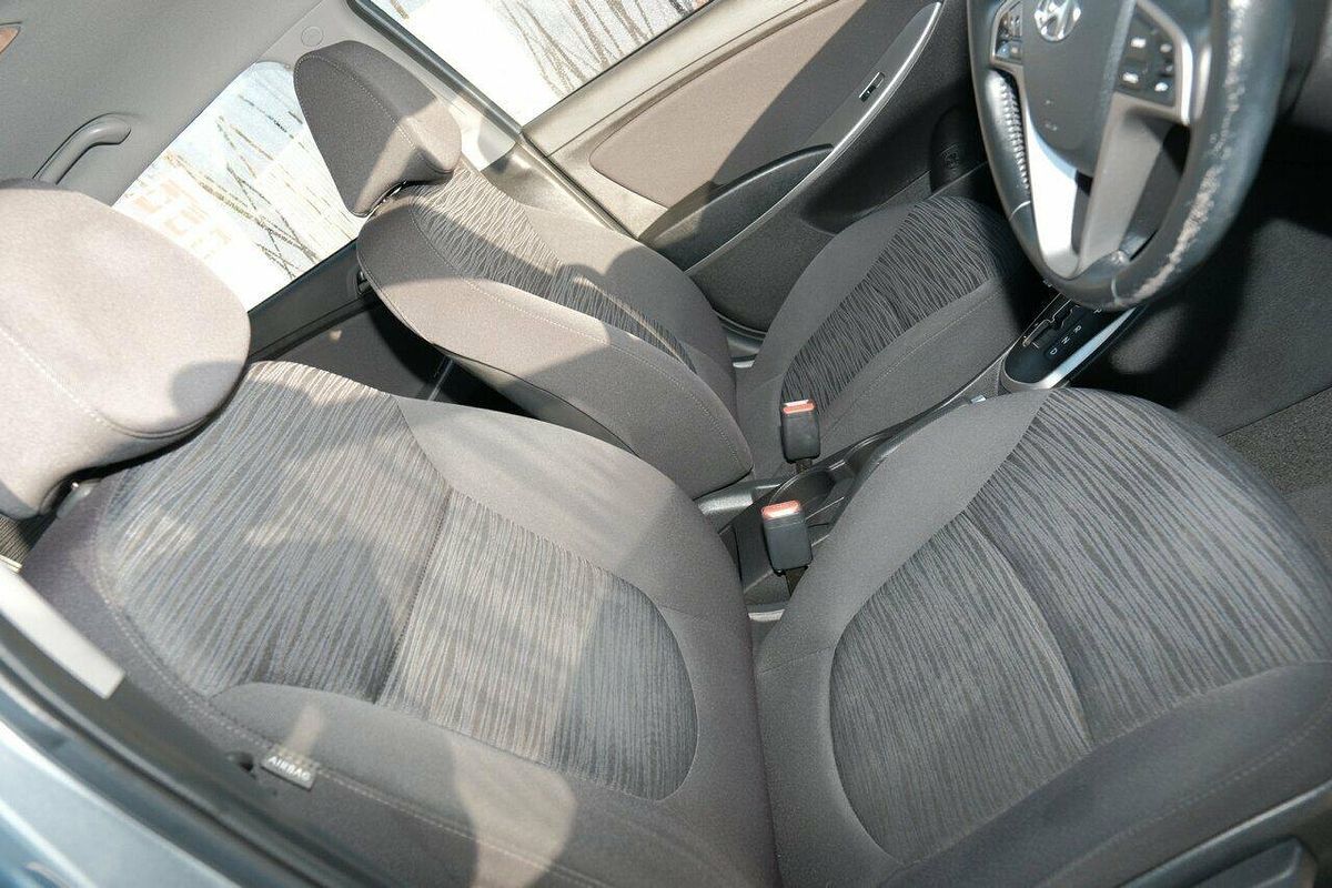 2017 Hyundai Accent Sport RB6