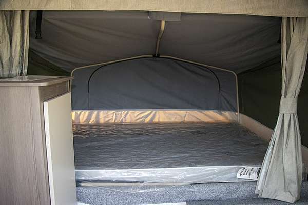 2025 Jayco SWAN CAMPER OB.CP-MY25