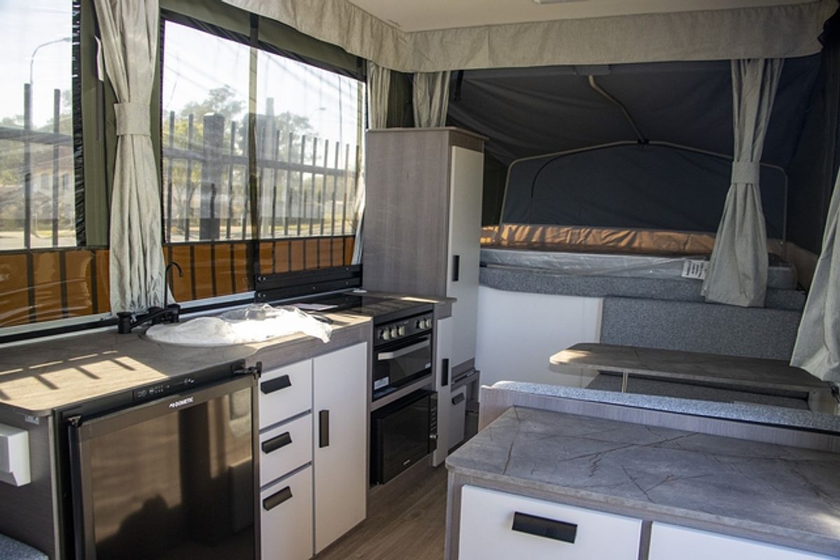 2025 Jayco SWAN CAMPER OB.CP-MY25