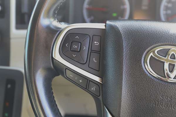 2019 Toyota Hiace Commuter GDH322R ELWB High Roof