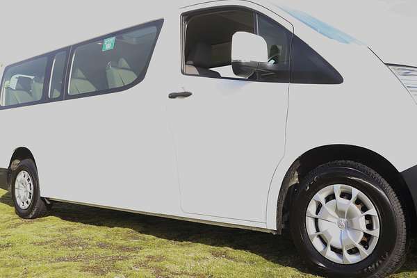 2019 Toyota Hiace Commuter GDH322R ELWB High Roof
