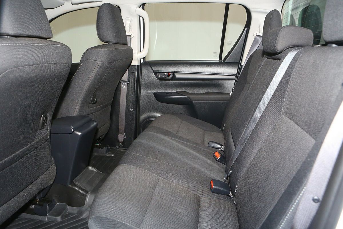 2023 Toyota Hilux SR GUN126R 4X4