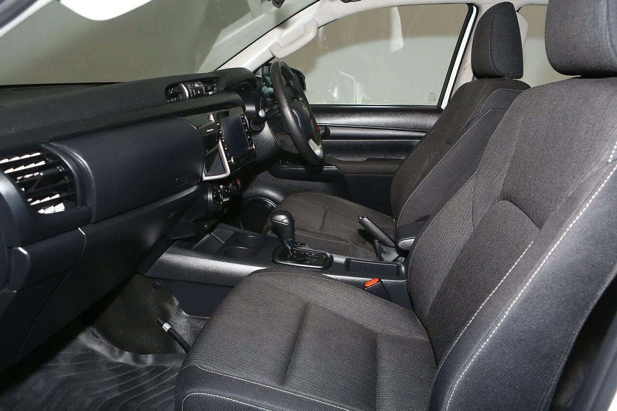 2023 Toyota Hilux SR GUN126R 4X4