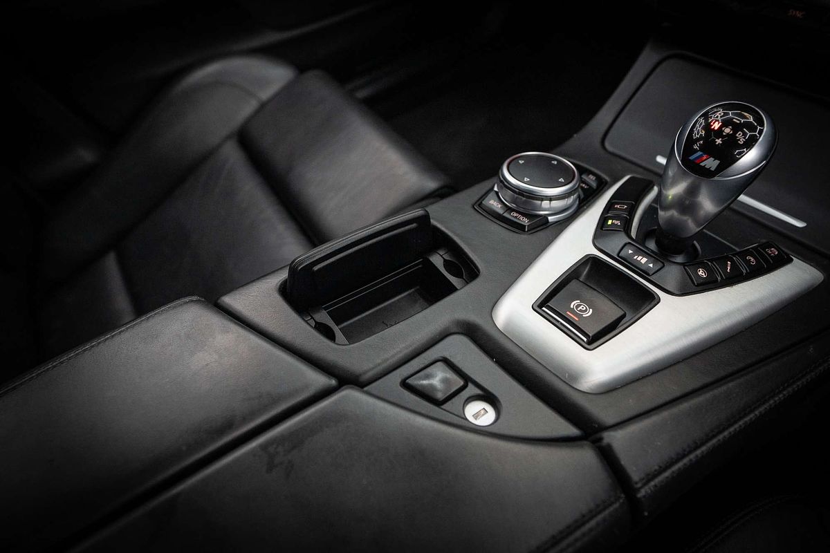 2016 BMW M5 Pure F10 LCI