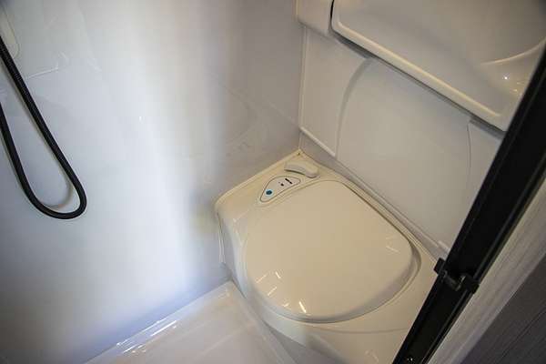 2024 Jayco BASE STATION CARAVAN 24.75-6.4T.BS-MY24