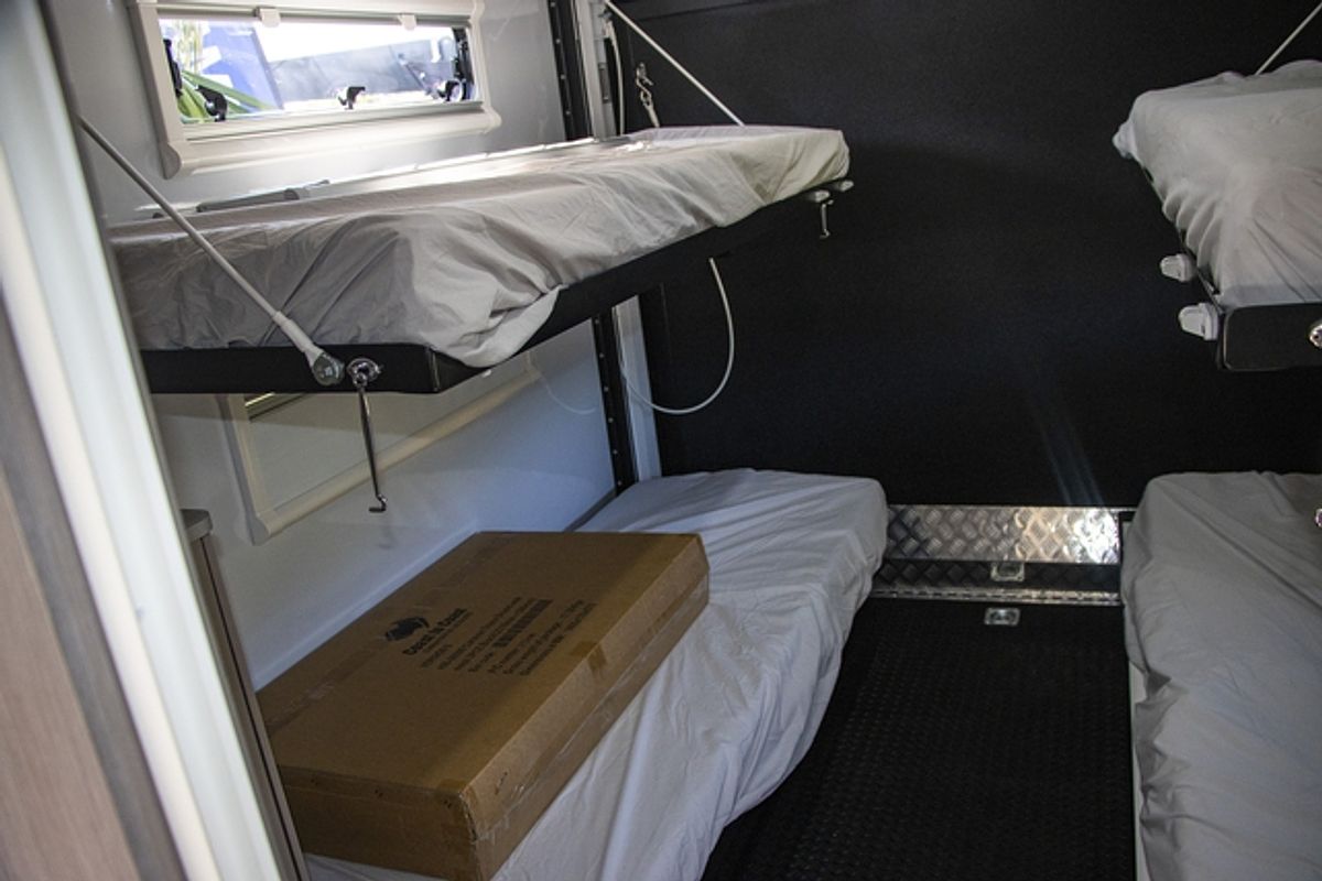 2024 Jayco BASE STATION CARAVAN 24.75-6.4T.BS-MY24