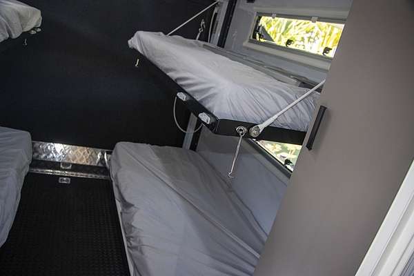 2024 Jayco BASE STATION CARAVAN 24.75-6.4T.BS-MY24