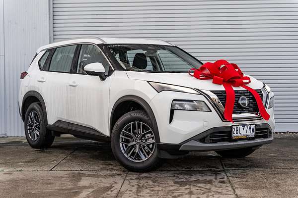 2024 Nissan X-TRAIL ST T33