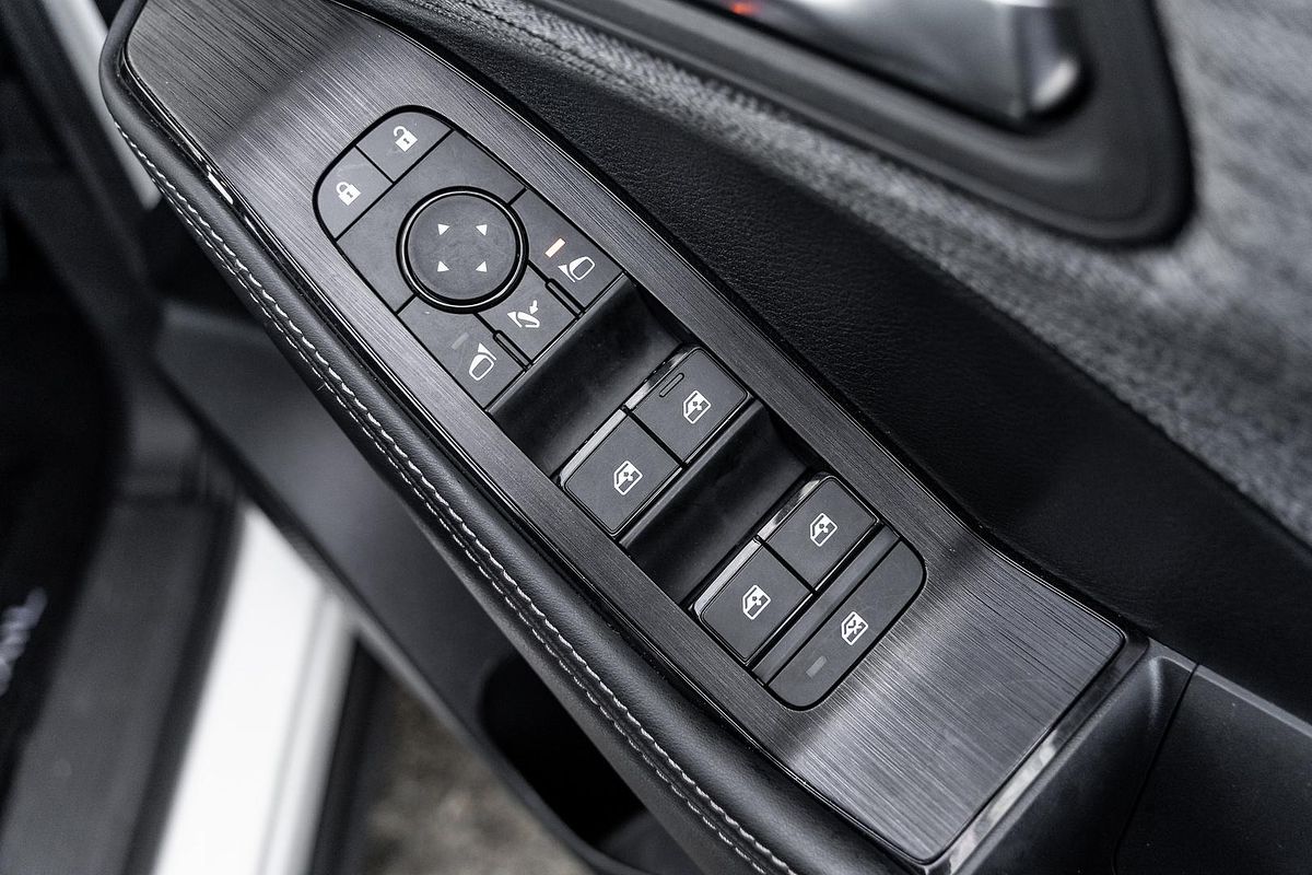 2024 Nissan X-TRAIL ST T33