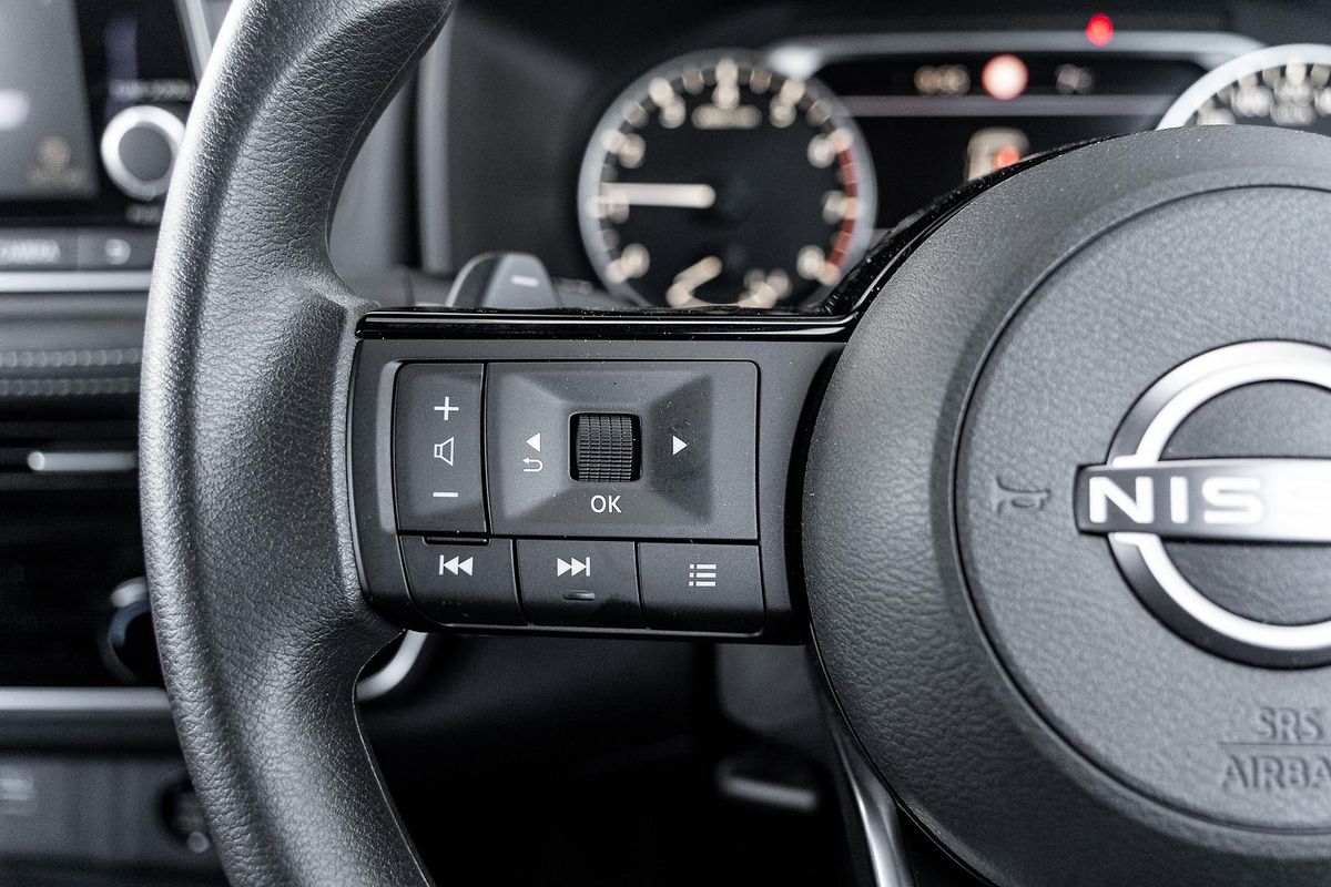 2024 Nissan X-TRAIL ST T33