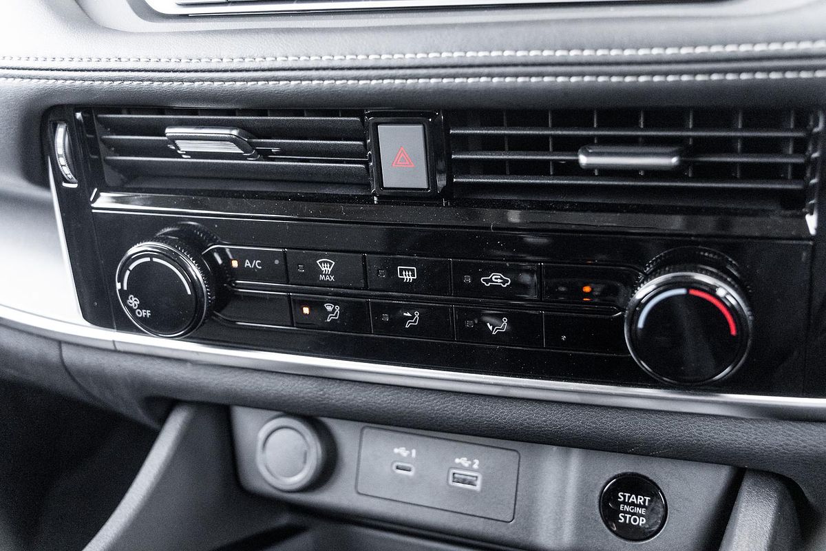 2024 Nissan X-TRAIL ST T33