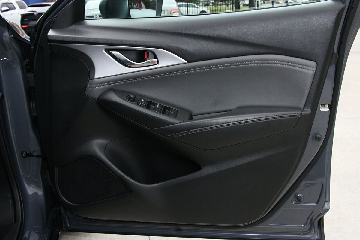 2022 Mazda CX-3 sTouring DK