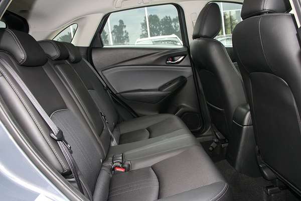 2022 Mazda CX-3 sTouring DK