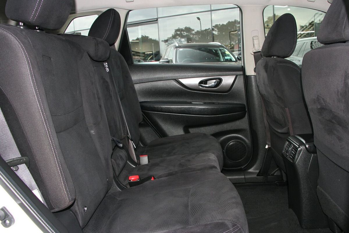 2014 Nissan X-TRAIL ST T32