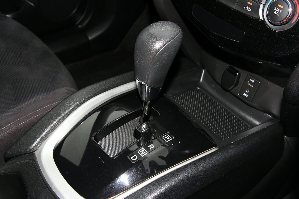 2014 Nissan X-TRAIL ST T32