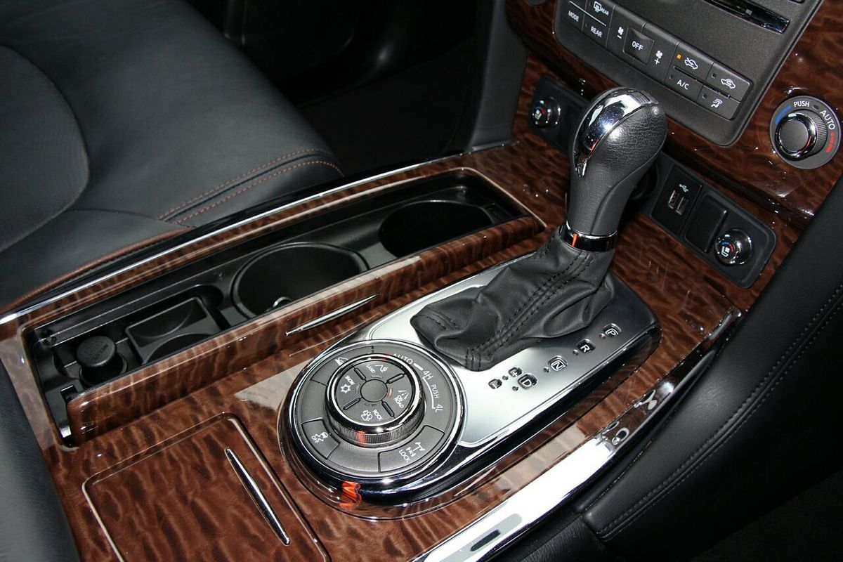 2022 Nissan Patrol Ti-L Y62