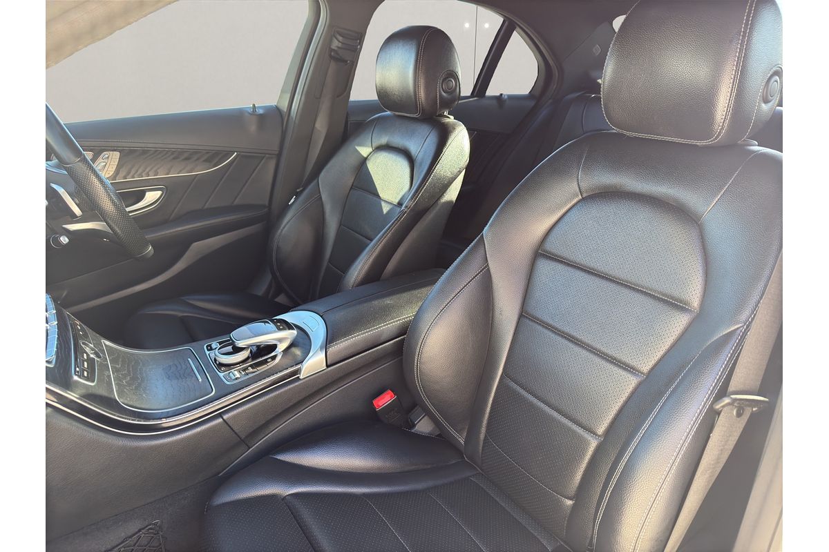 2016 Mercedes-Benz 250 AMG LINE