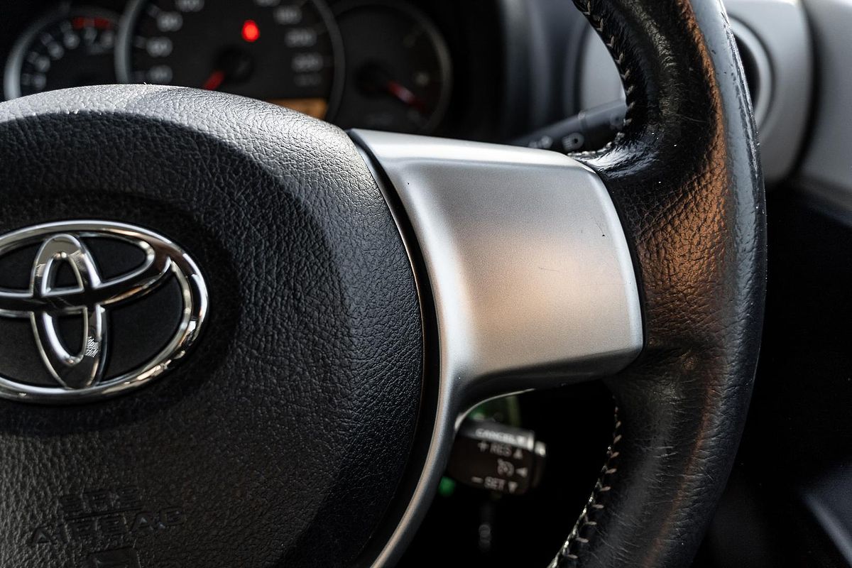 2013 Toyota Yaris YRS NCP131R