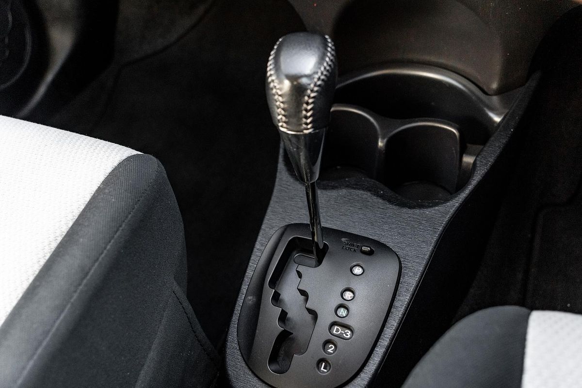 2013 Toyota Yaris YRS NCP131R
